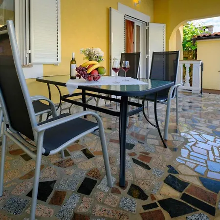 Апартаменты Serbecic 2