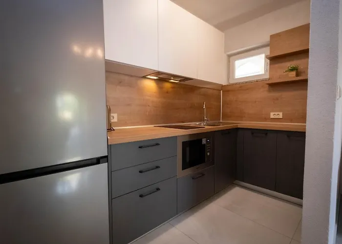 Apartamento Serbecic 2 *