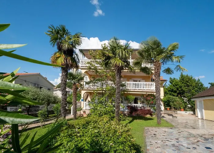 Serbecic 2 Apartamento *